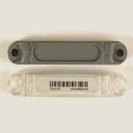 RA600M 小巧、性能優異、堅固耐用 全頻段 UHF RFID 標籤