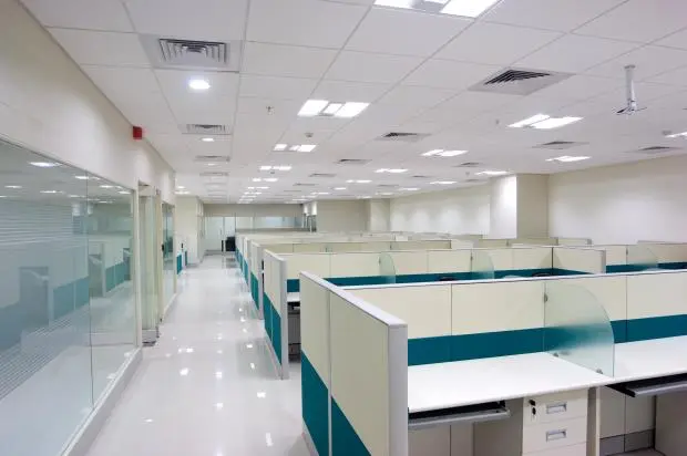 A5060 尺寸剛好適合安裝於天花板上方, 即時追蹤辦公室資產設備