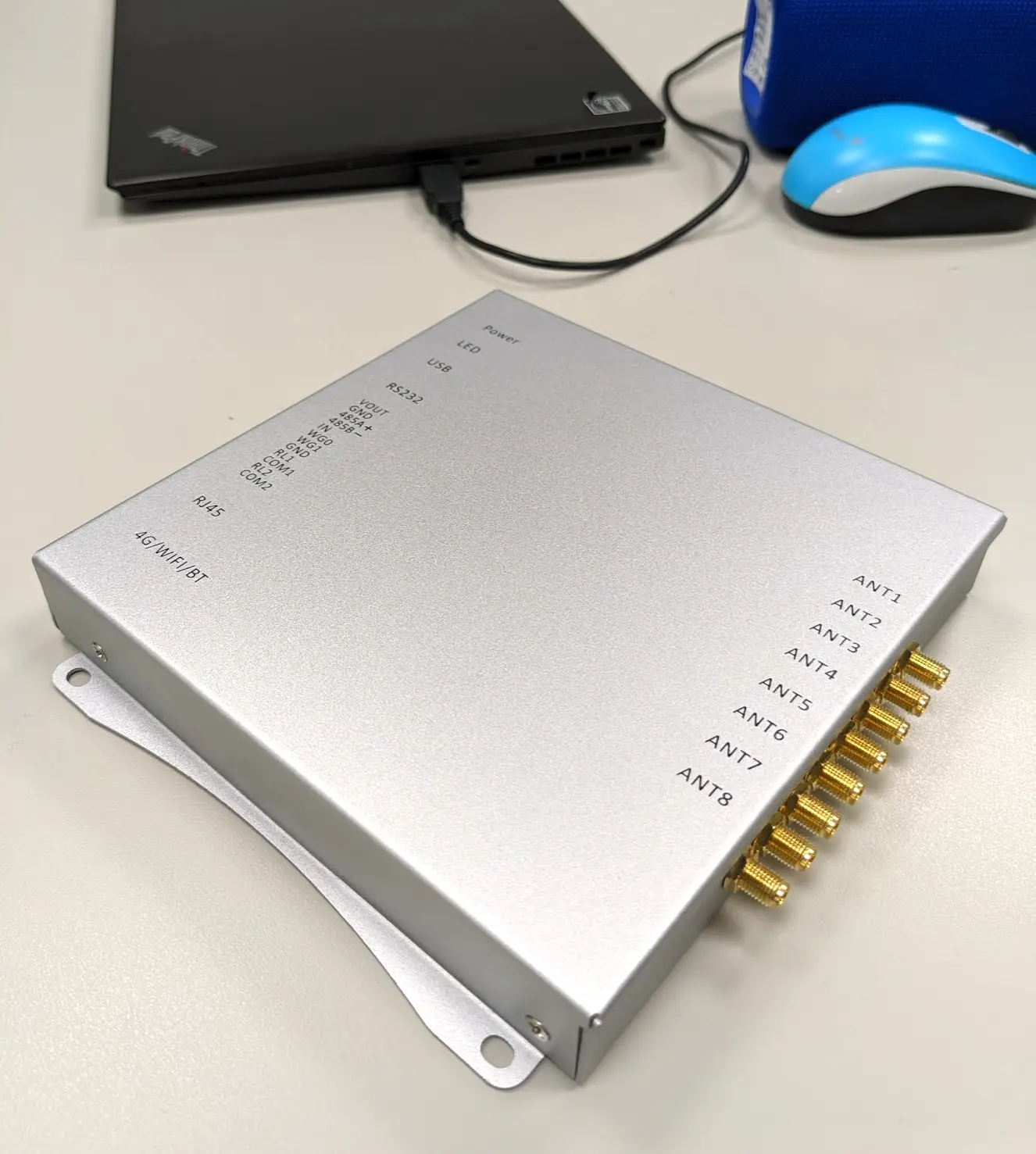 AR350 工業級 4/8埠 高效能UHF RFID Reader