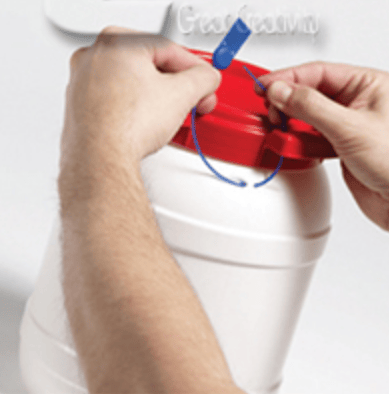 UHF RFID 束帶型標籤管控液體瓶罐