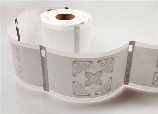 RL600 3D場型 貼紙型 UHF RFID 標籤