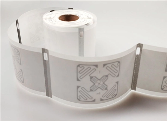 RL600 3D場型 遠讀距 大尺寸 貼紙型 UHF RFID 標籤